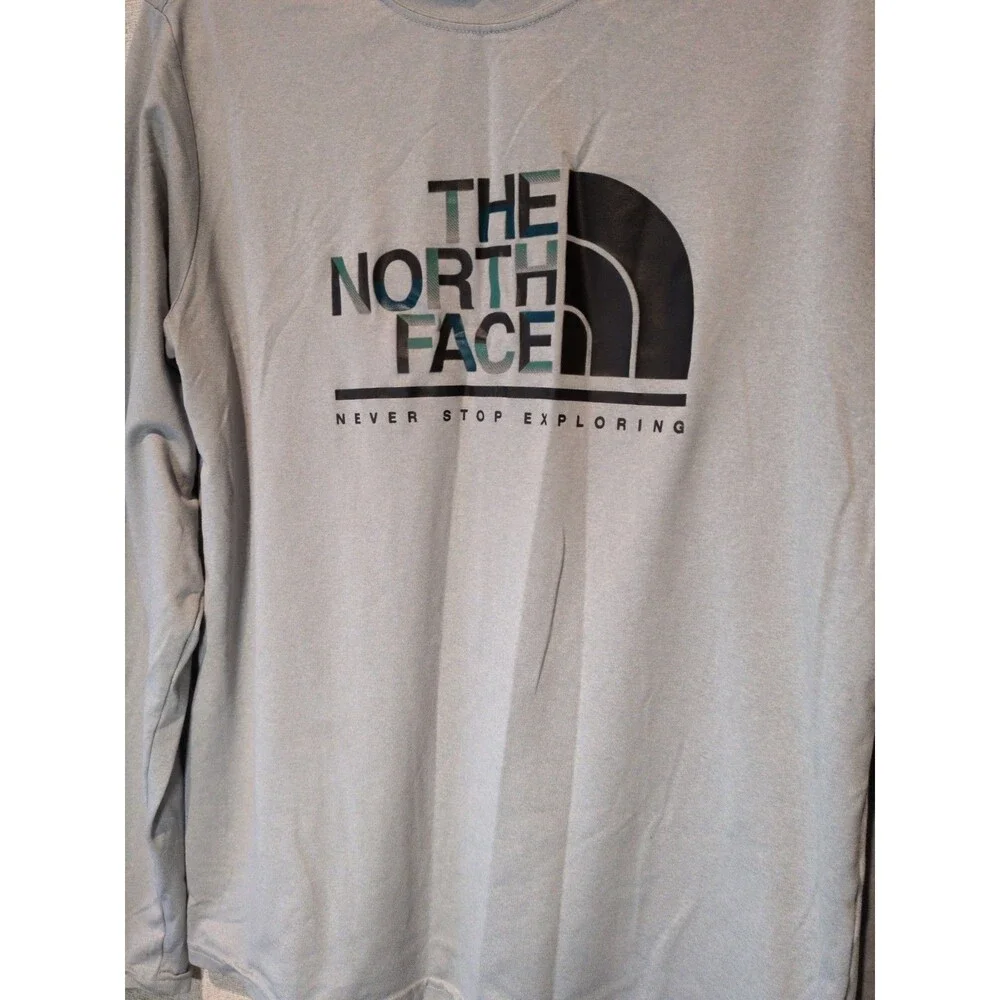The North Face Flash Dry Mens Long Sleeve Running Shirt Medium Grey Polyester